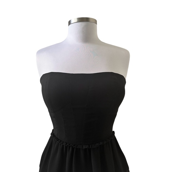 NEW Bebe Black Strapless Smock Peplum Top Size Small - Picture 5 of 8